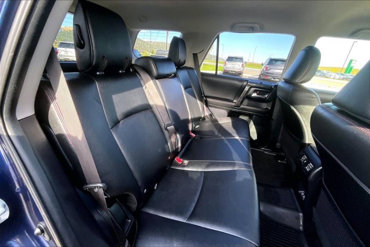 2021 Toyota 4Runner Venture - Photo 26