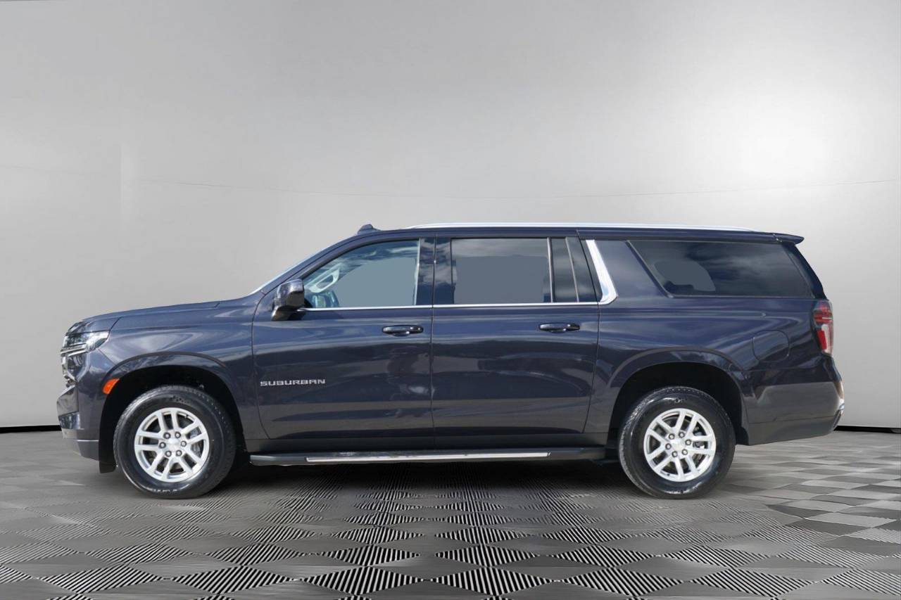 Certified Used 2024 Chevrolet Suburban LT, photo 7