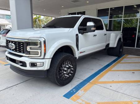 2023 Ford F-450SD Platinum