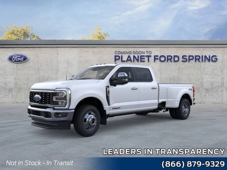 2027 Ford Super Duty F-450 DRW King Ranch 4WD Crew Cab 8' Box