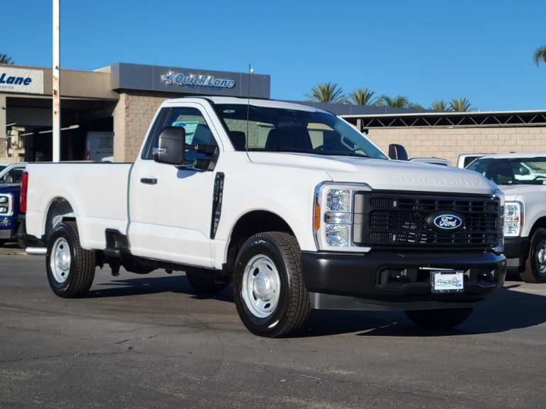 2027 Ford Super Duty F-250 SRW XL