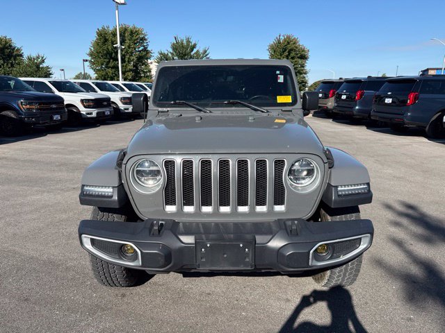 Used 2019 Jeep Wrangler Unlimited Sahara with VIN 1C4HJXEG2KW563565 for sale in Kansas City