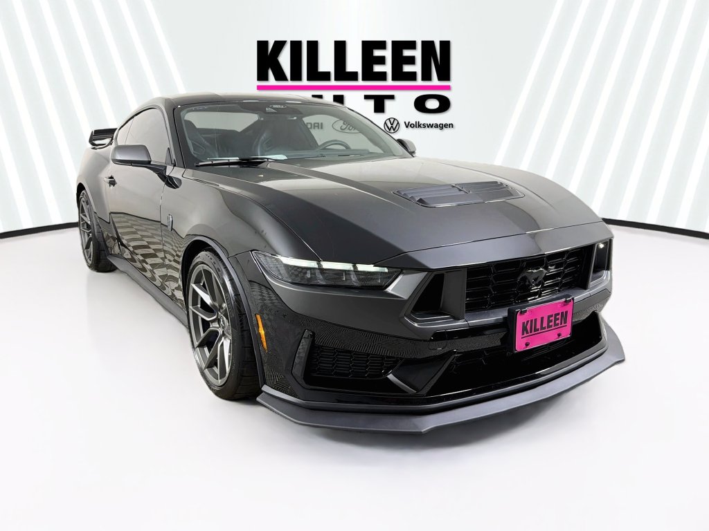 2026 Ford Mustang Dark Horse