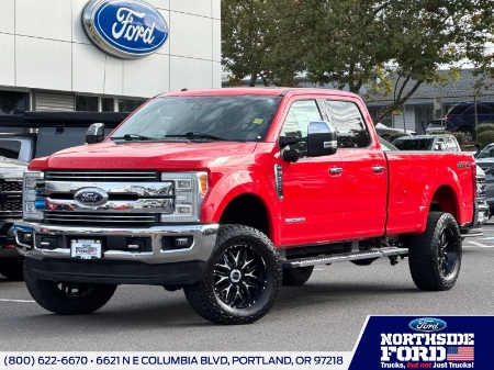 2017 Ford Super Duty F-350 SRW LARIAT
