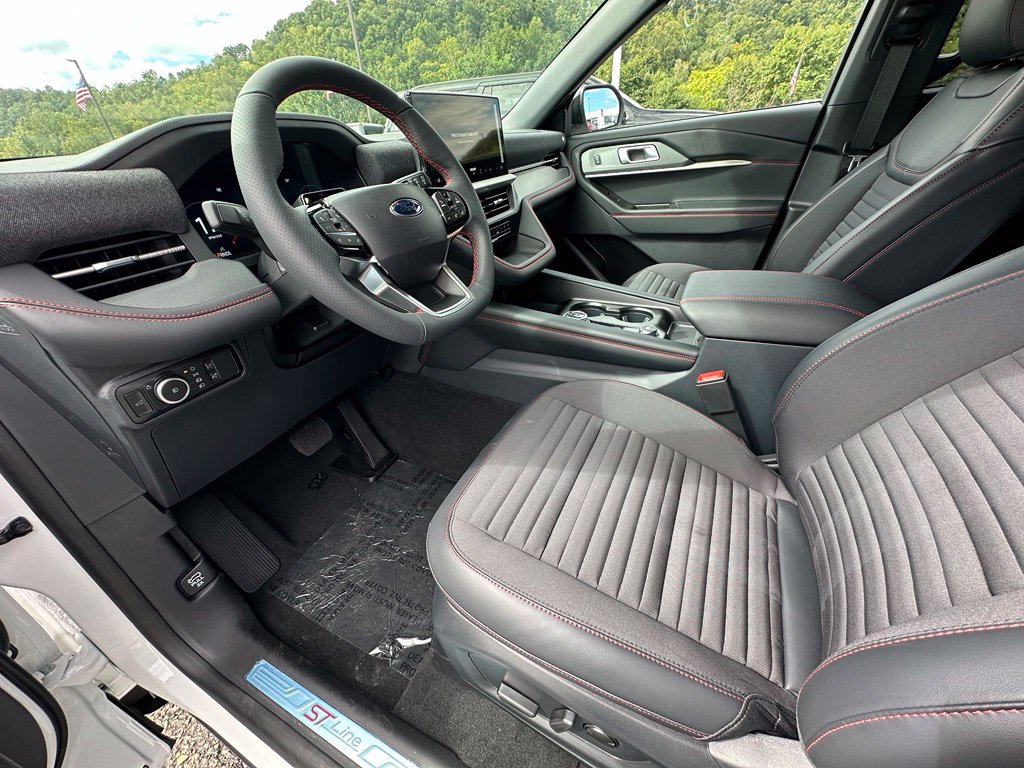 2027 Ford Explorer ST-LINE - Photo 15