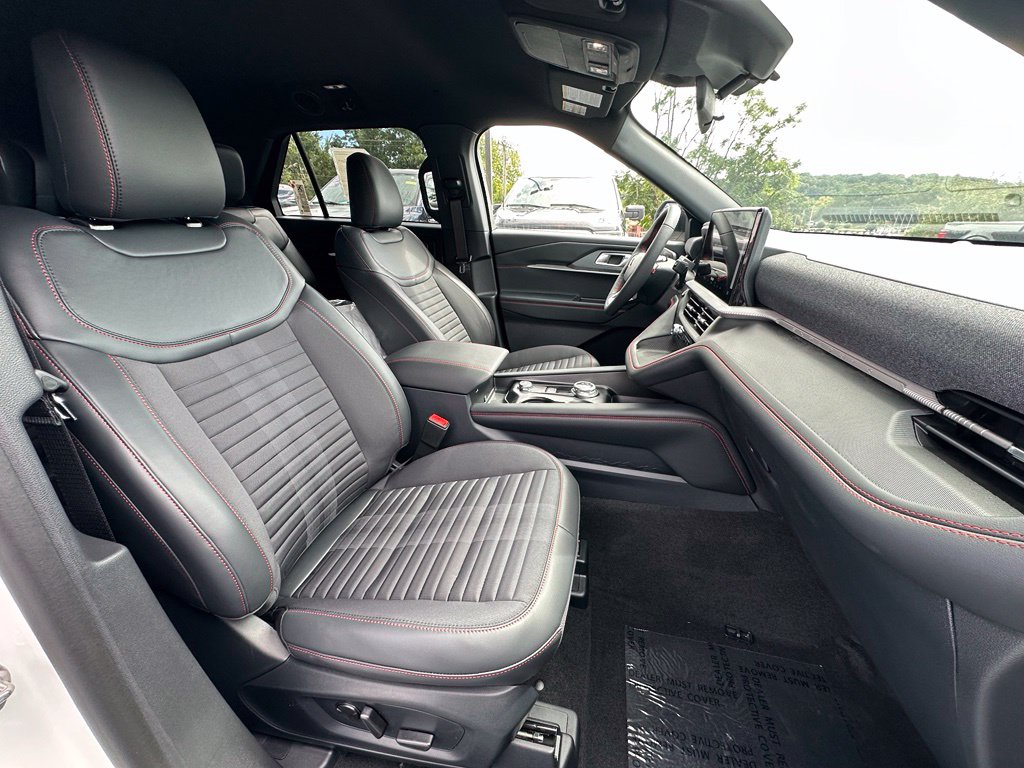 2027 Ford Explorer ST-LINE - Photo 22