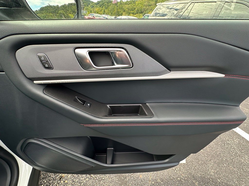 2027 Ford Explorer ST-LINE - Photo 23