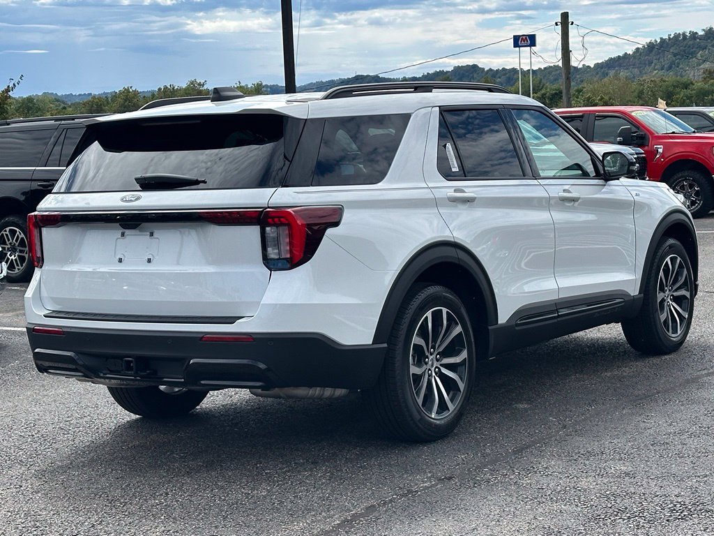 2027 Ford Explorer ST-LINE - Photo 33