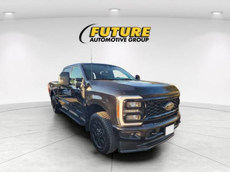 2025 Ford F-350SD LARIAT