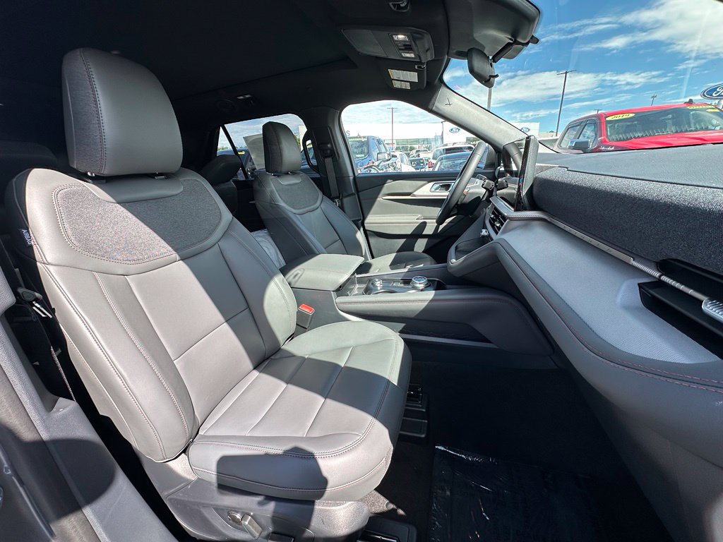 2027 Ford Explorer Active - Photo 22