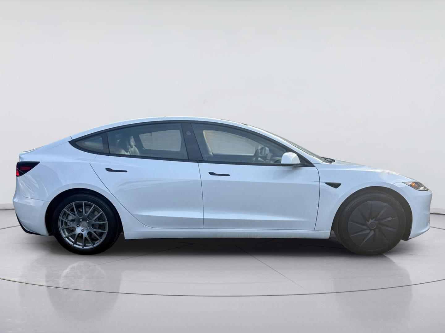 Used 2025 Tesla Model 3 Long Range with VIN 5YJ3E1EA9SF133883 for sale in San Antonio, TX