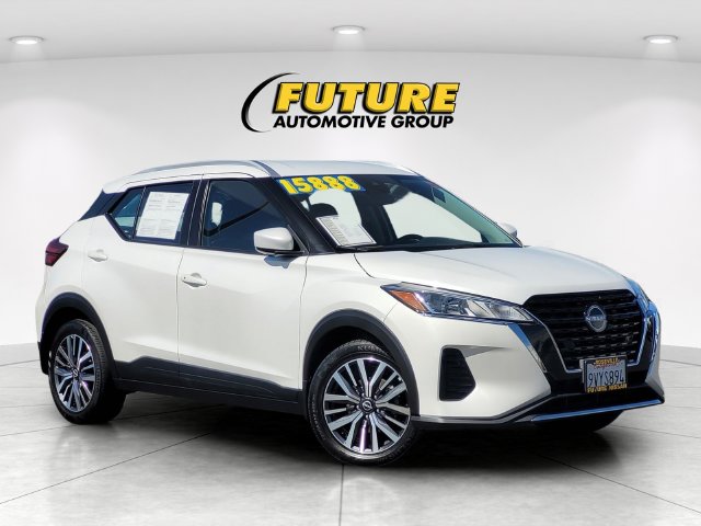 2023 Nissan Kicks SV