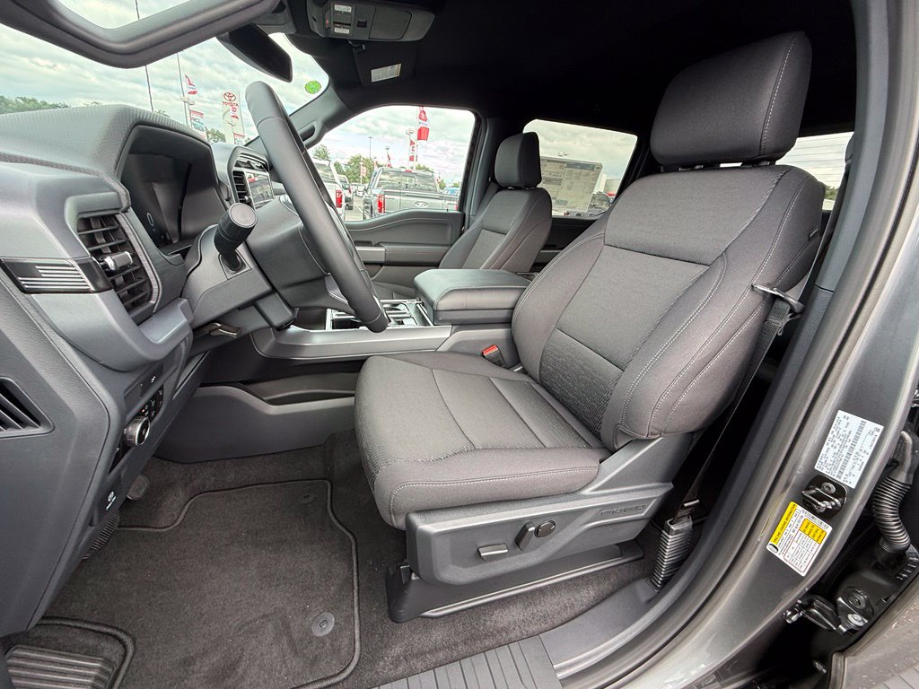 2026 Ford F-150 STX - Photo 11