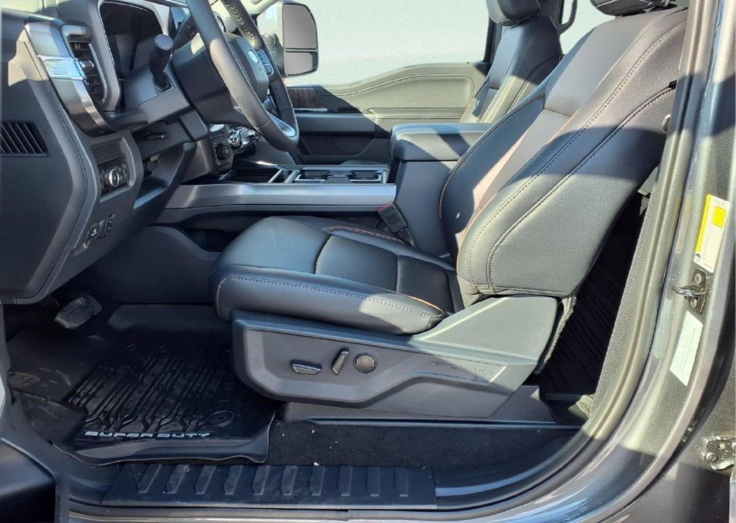 2026 Ford F-350 Super Duty Lariat - Photo 23
