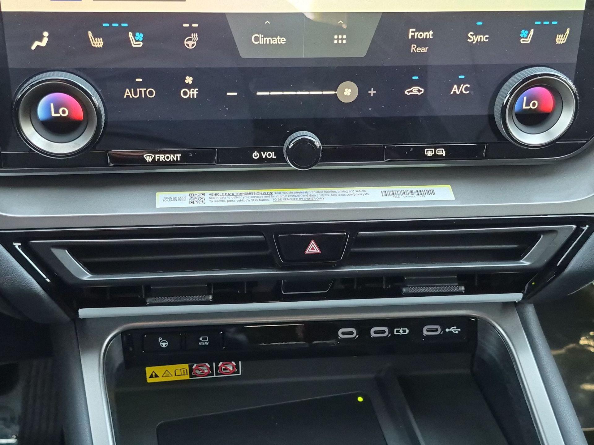 2026 Lexus TX Luxury - Photo 18