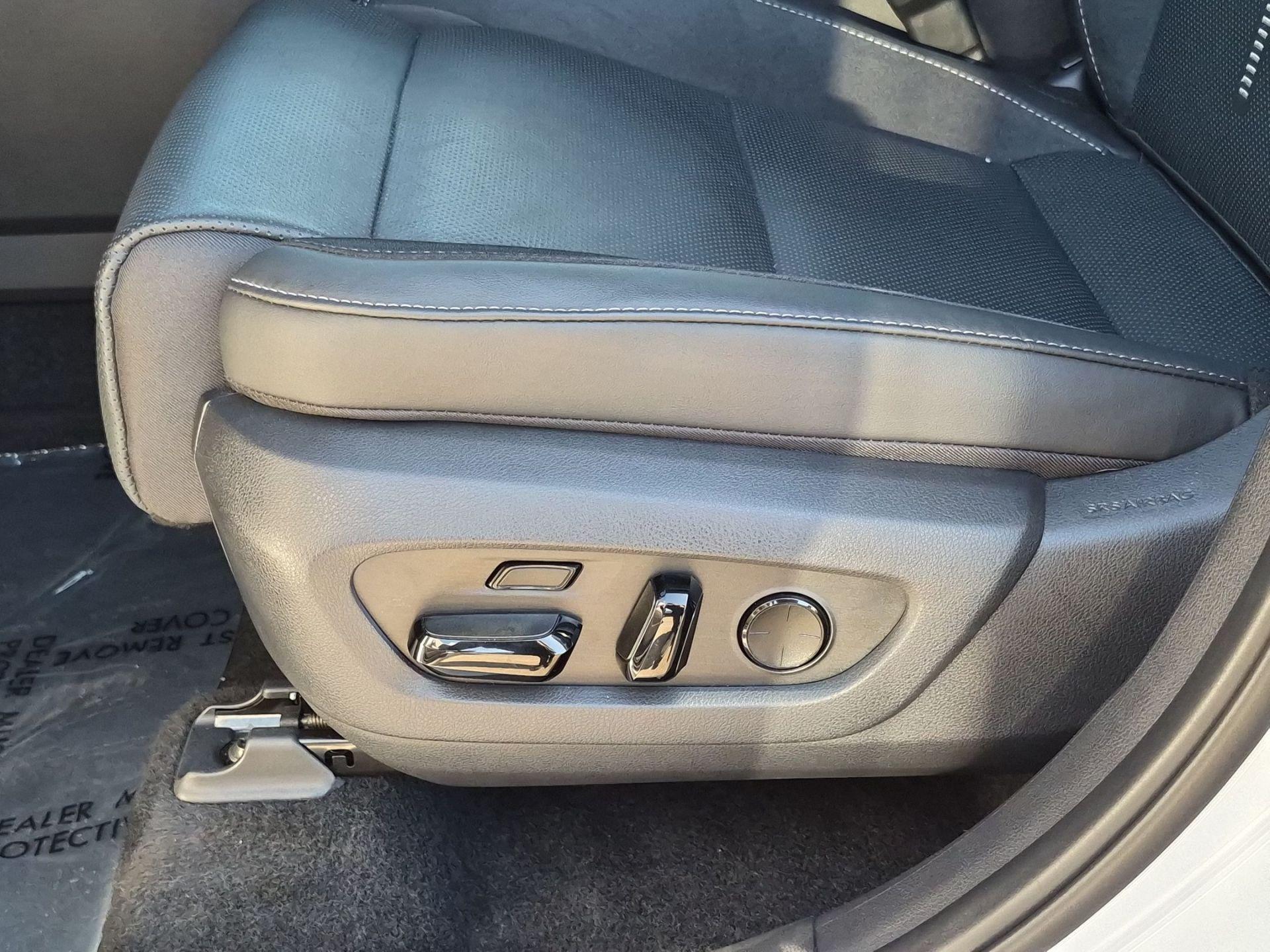 2026 Lexus TX Luxury - Photo 22