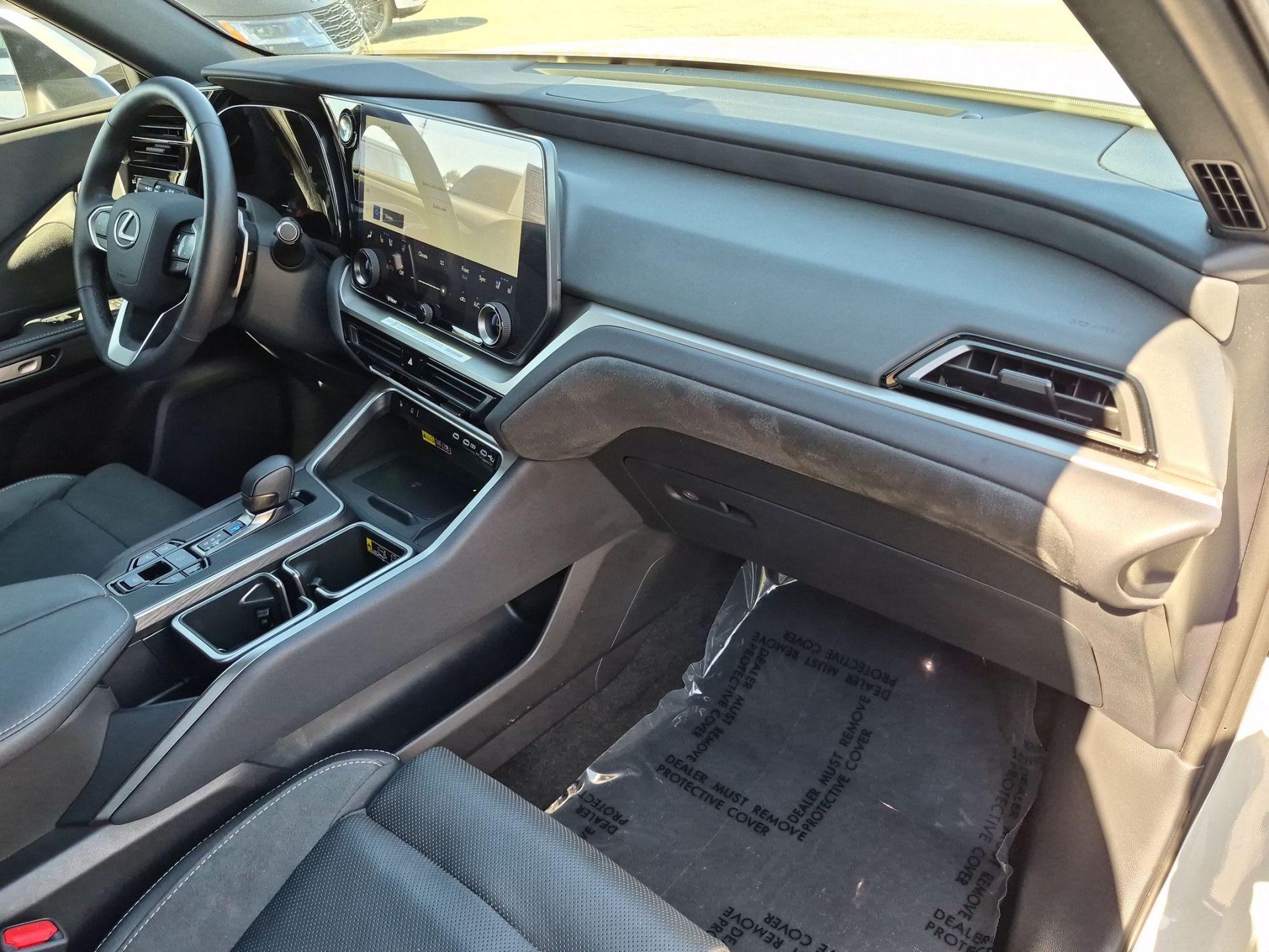 2026 Lexus TX Luxury - Photo 26