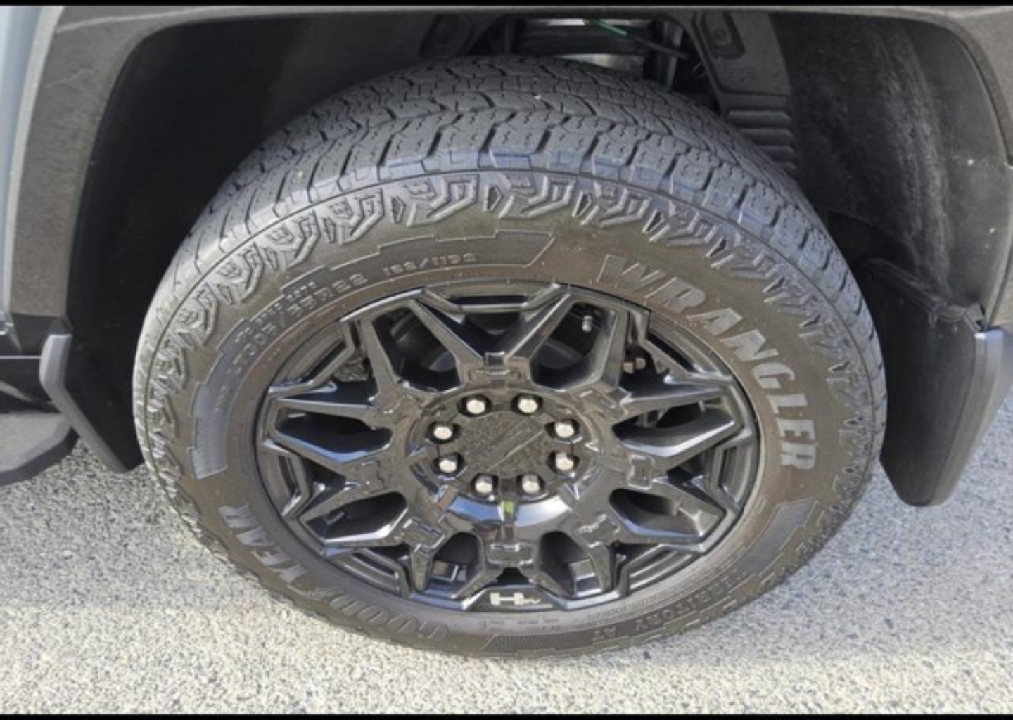 Used 2025 GMC HUMMER EV 2X with VIN 1GKB0NDE5SU102437 for sale in Greensboro, GA