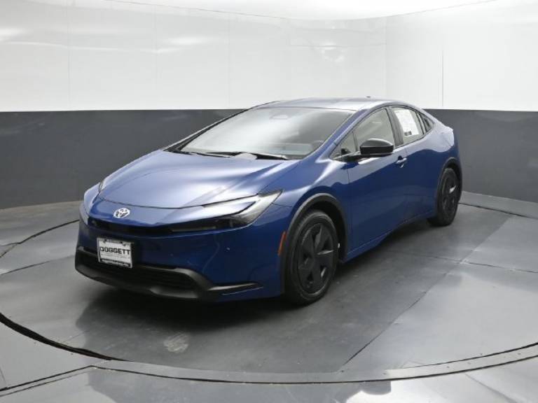 2025 Toyota Prius LE