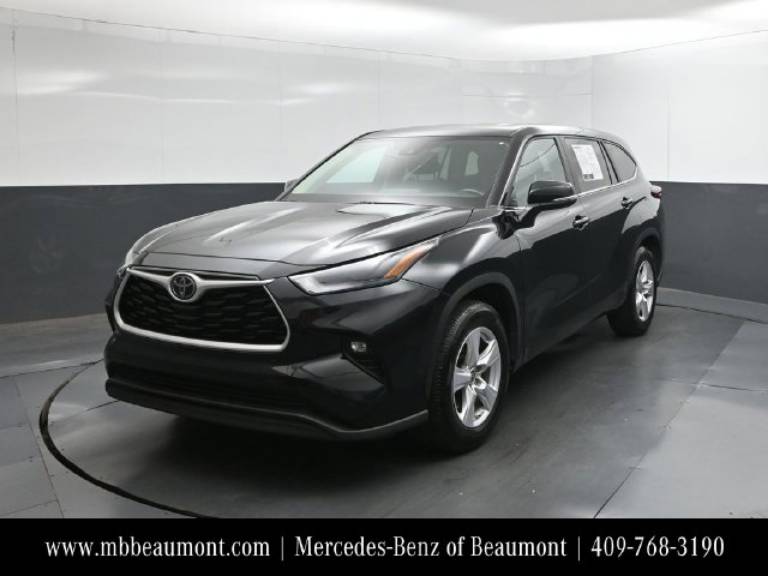 2025 Toyota Highlander LE
