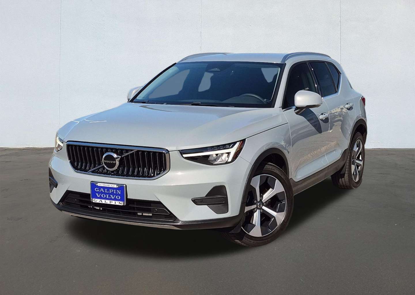 2024 Volvo XC40