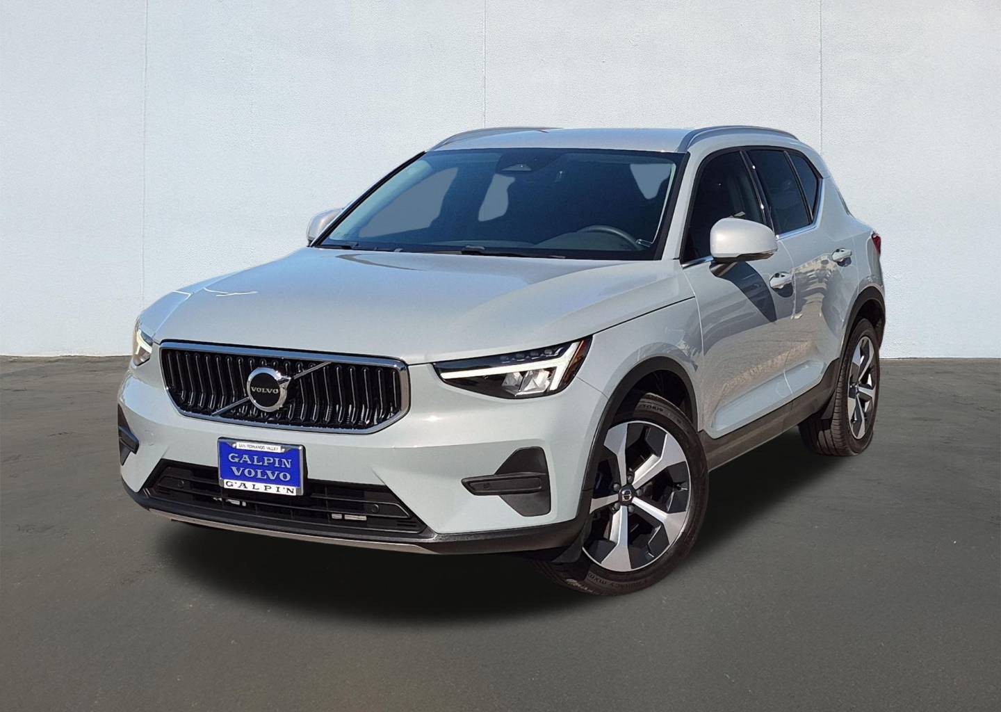 2024 Volvo XC40