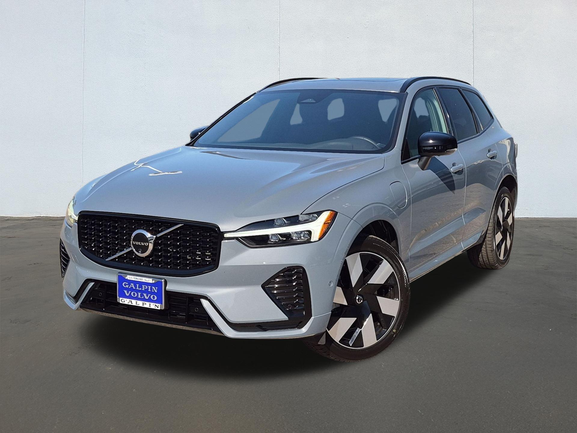 Used 2024 Volvo XC60 Recharge Plug-In Hybrid T8 Plus Dark Theme