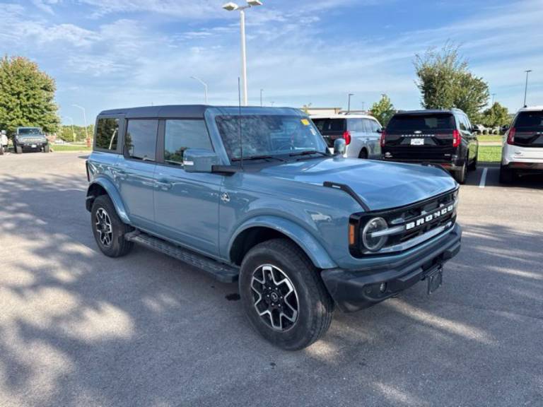 2023 Ford Bronco Outer Banks