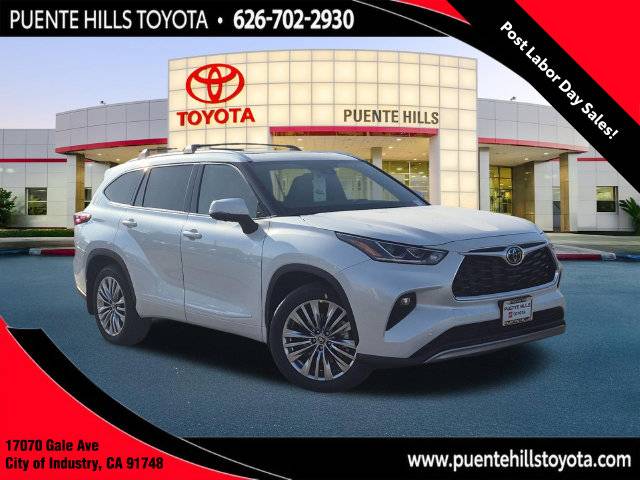 2026 Toyota Highlander Platinum