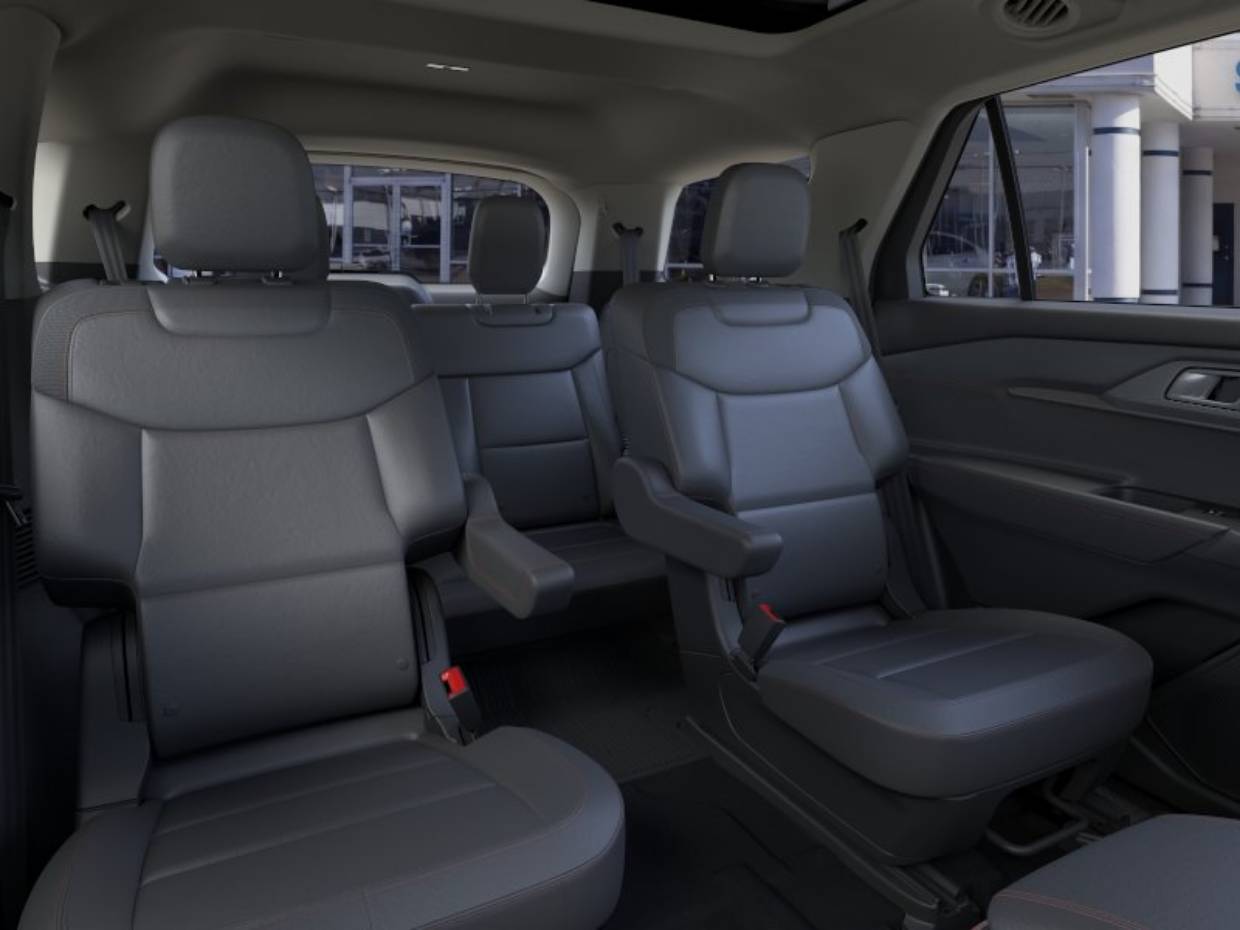 2026 Ford Explorer Active - Photo 11