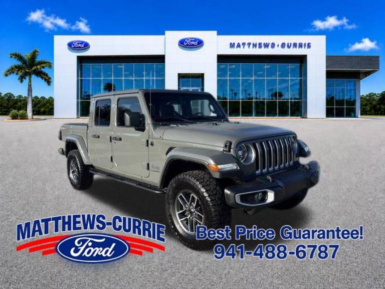 2023 Jeep Gladiator Overland