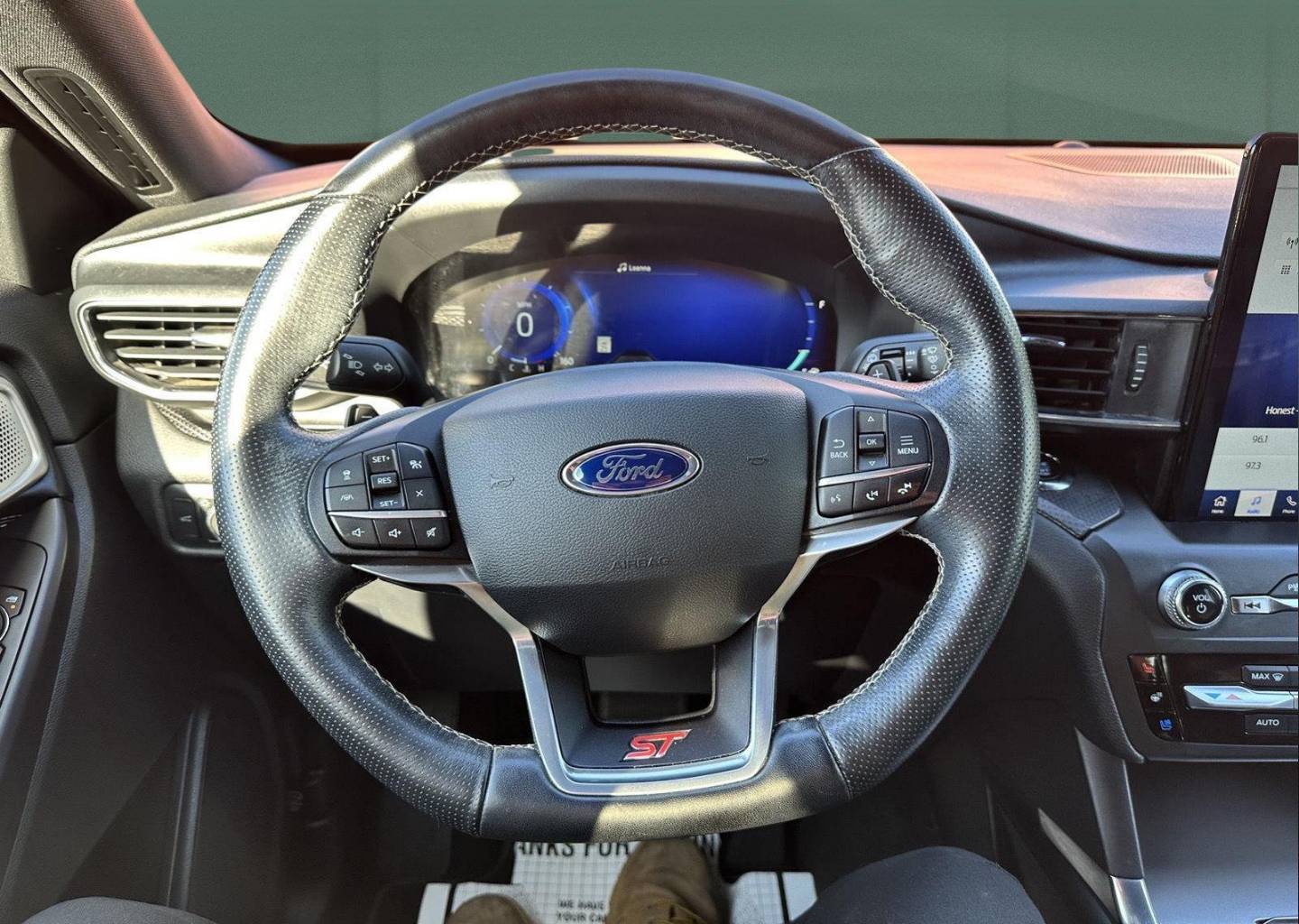 2020 Ford Explorer ST - Photo 31