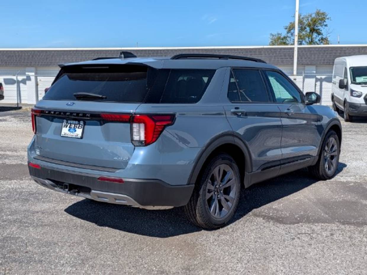 2026 Ford Explorer Active - Photo 29