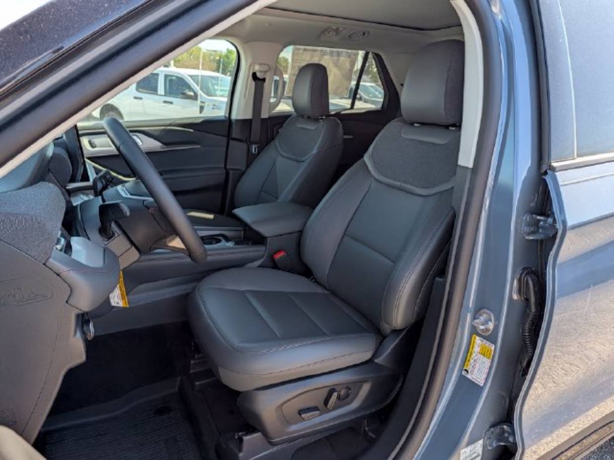 2026 Ford Explorer Active - Photo 32