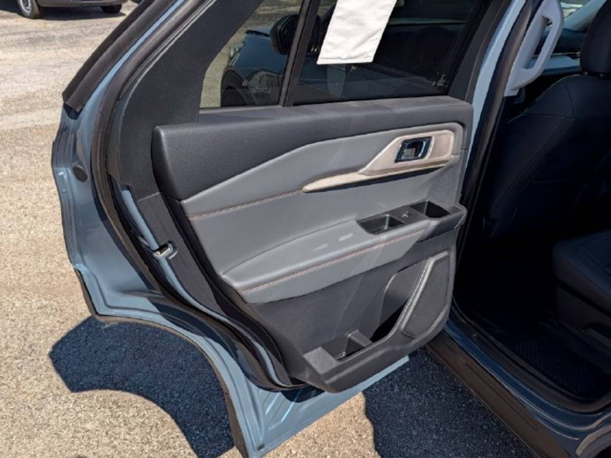 2026 Ford Explorer Active - Photo 42