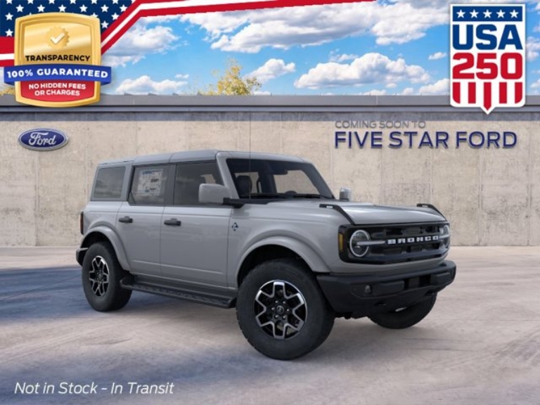 2026 Ford Bronco Outer Banks