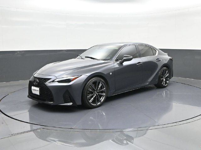 2023 Lexus IS