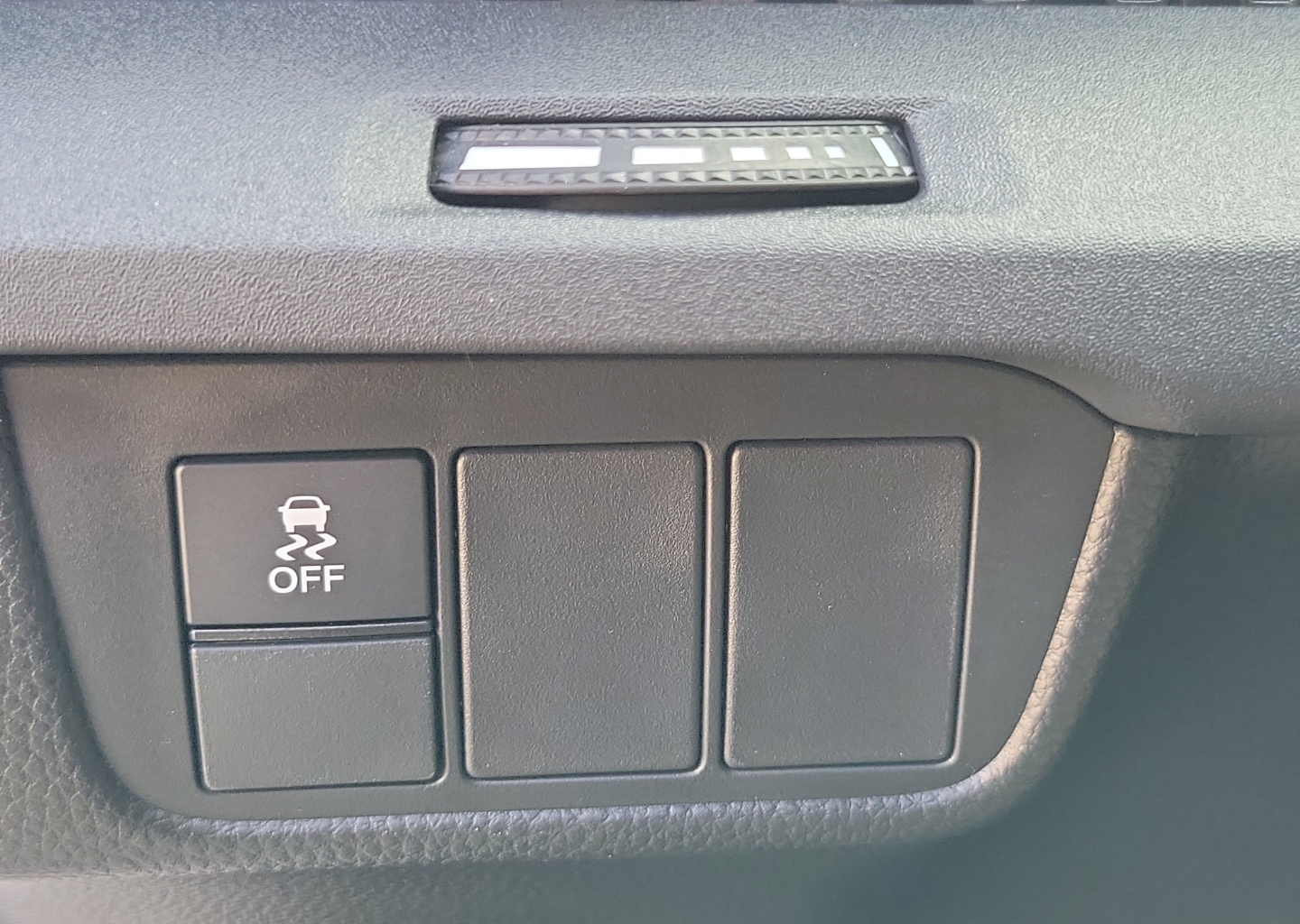 2025 Honda CR-V EX - Photo 18