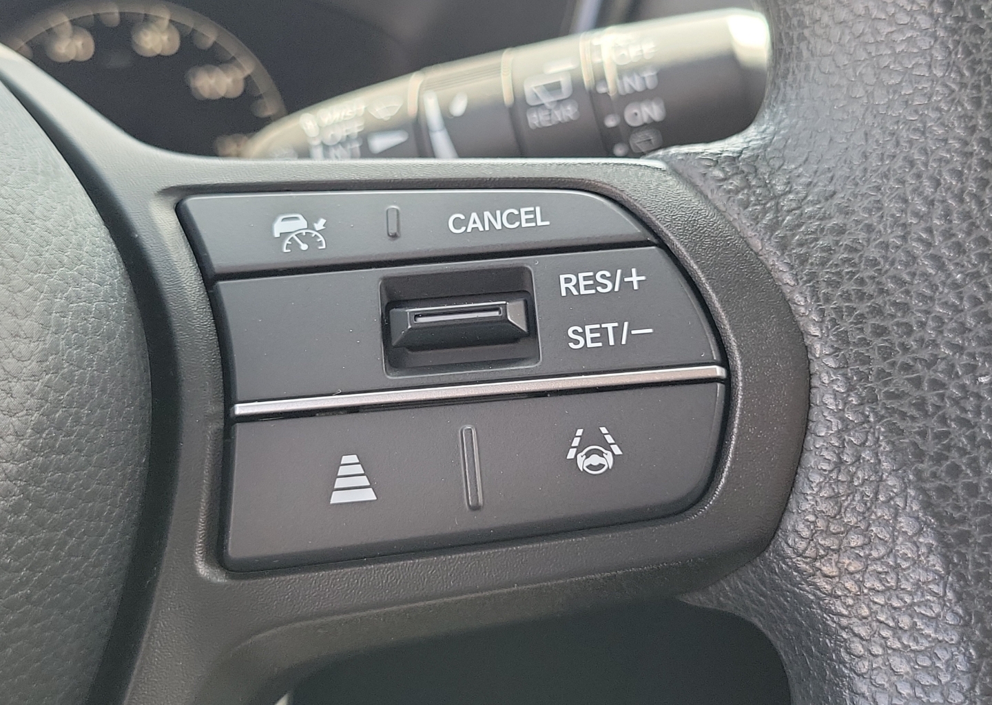 2025 Honda CR-V EX - Photo 24