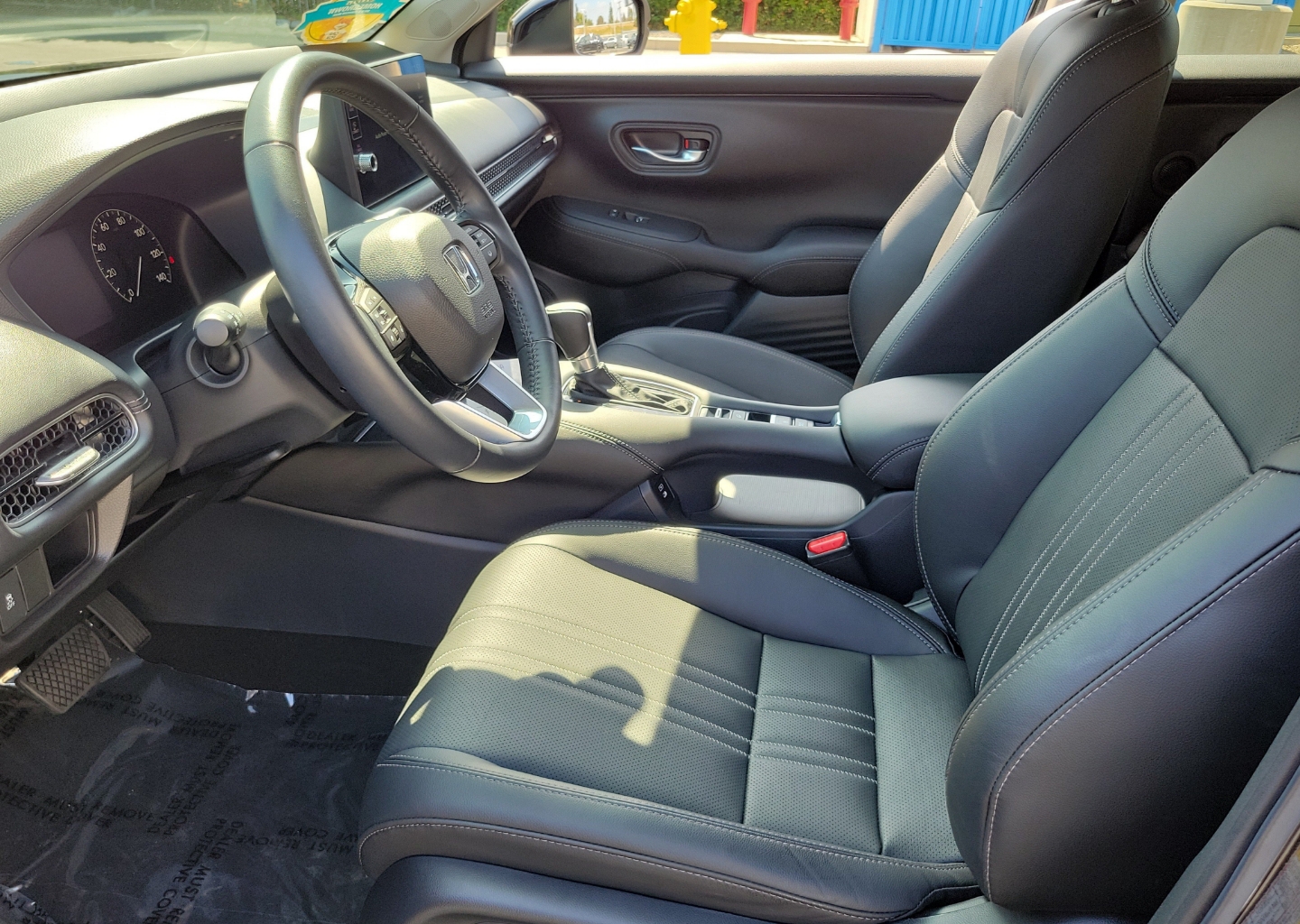 2026 Honda HR-V EX-L - Photo 17