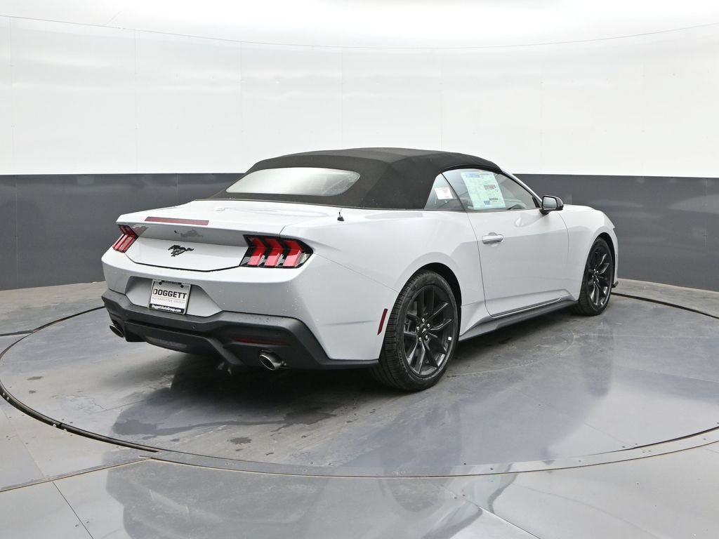 2026 Ford Mustang 10