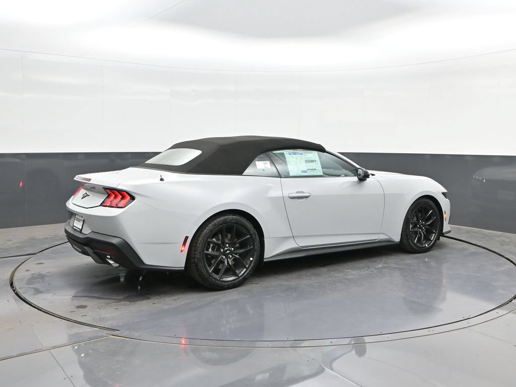 2026 Ford Mustang 12