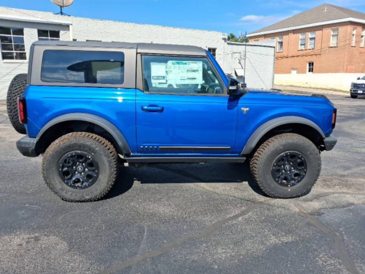 2021 Ford Bronco 2-Door First Edition - Photo 6