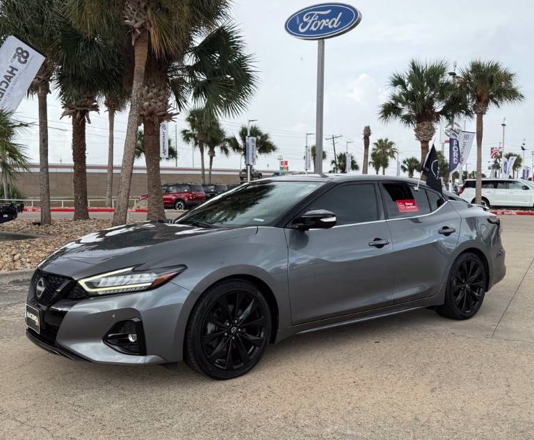 2023 Nissan Maxima SR