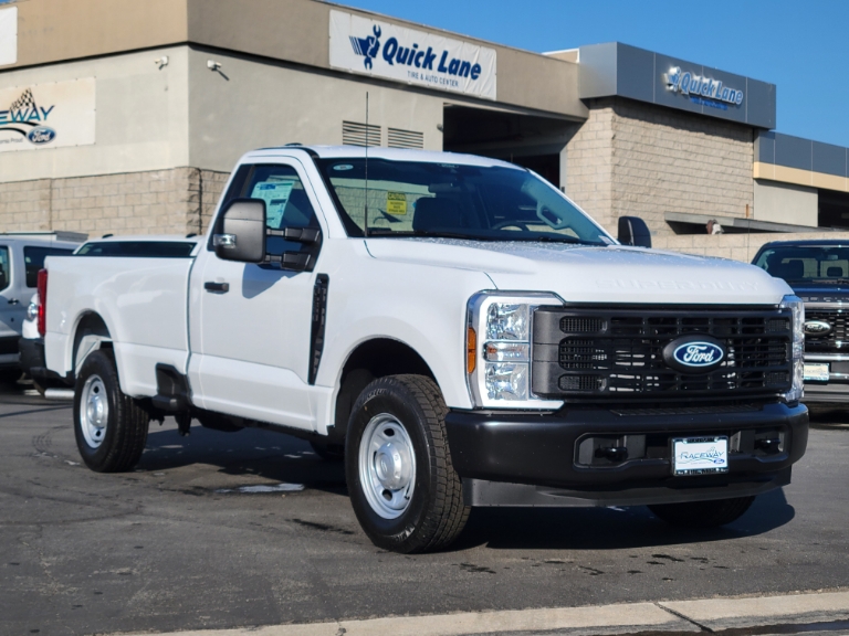 2027 Ford Super Duty F-250 SRW XL