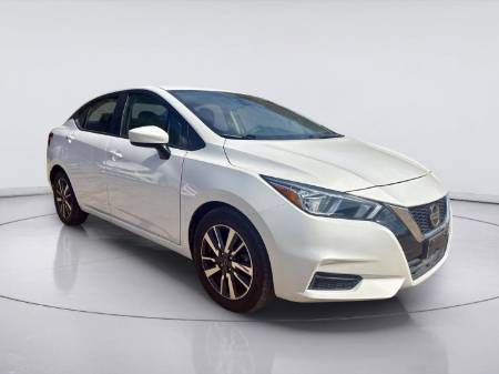 2022 Nissan Versa SV