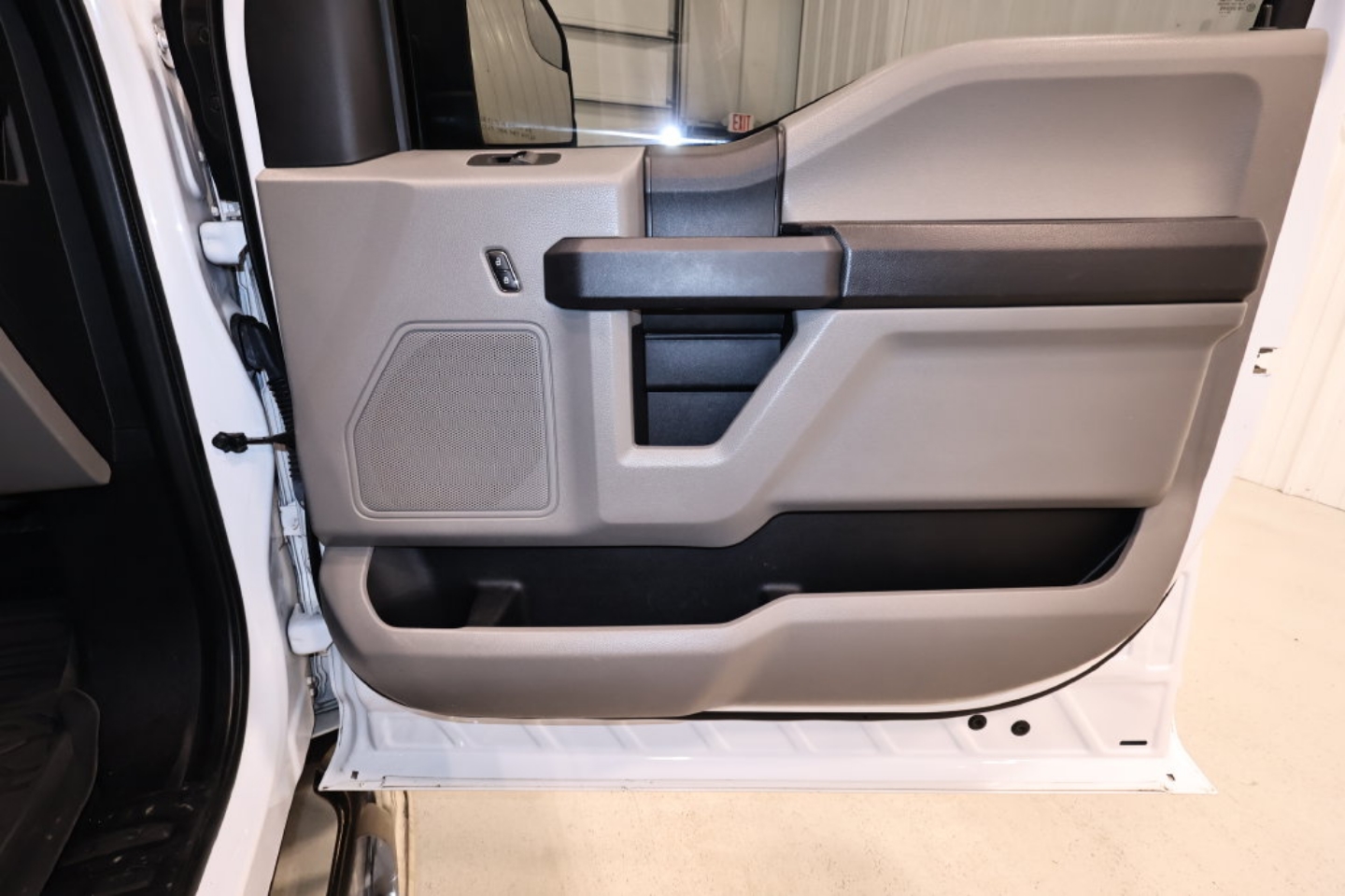 2020 Ford F-150 XL - Photo 18