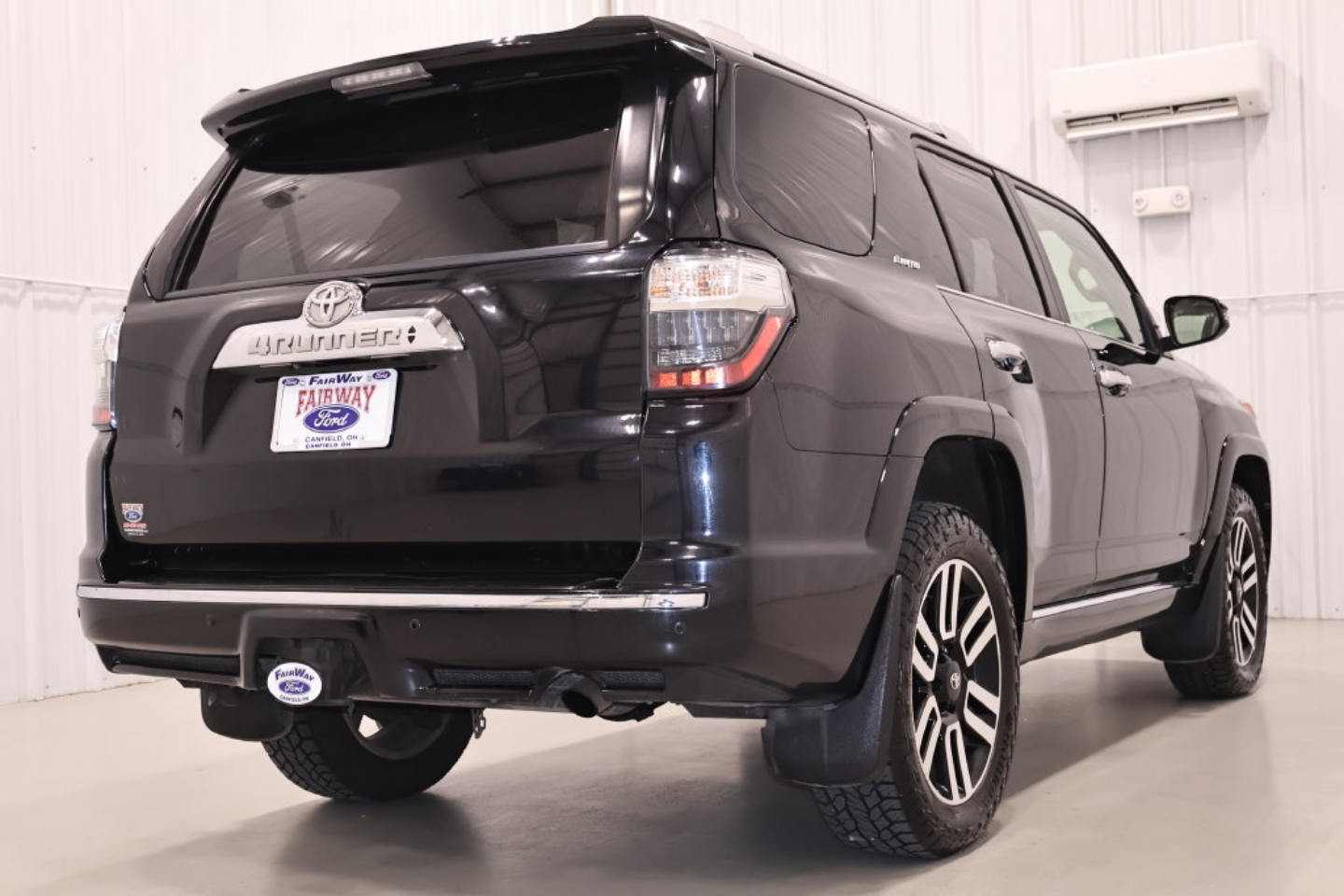 2015 Toyota 4Runner Limited - Photo 9