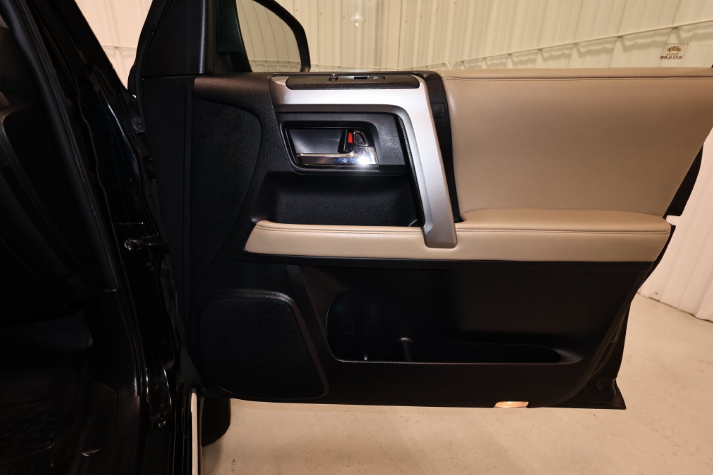 2015 Toyota 4Runner Limited - Photo 19