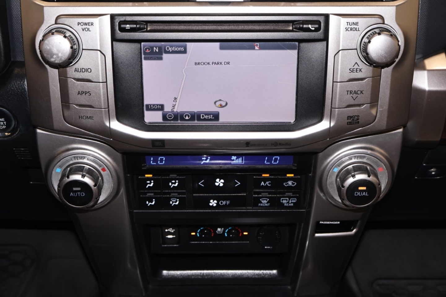 2015 Toyota 4Runner Limited - Photo 28